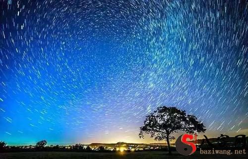 梦见流星雨尤其壮阔